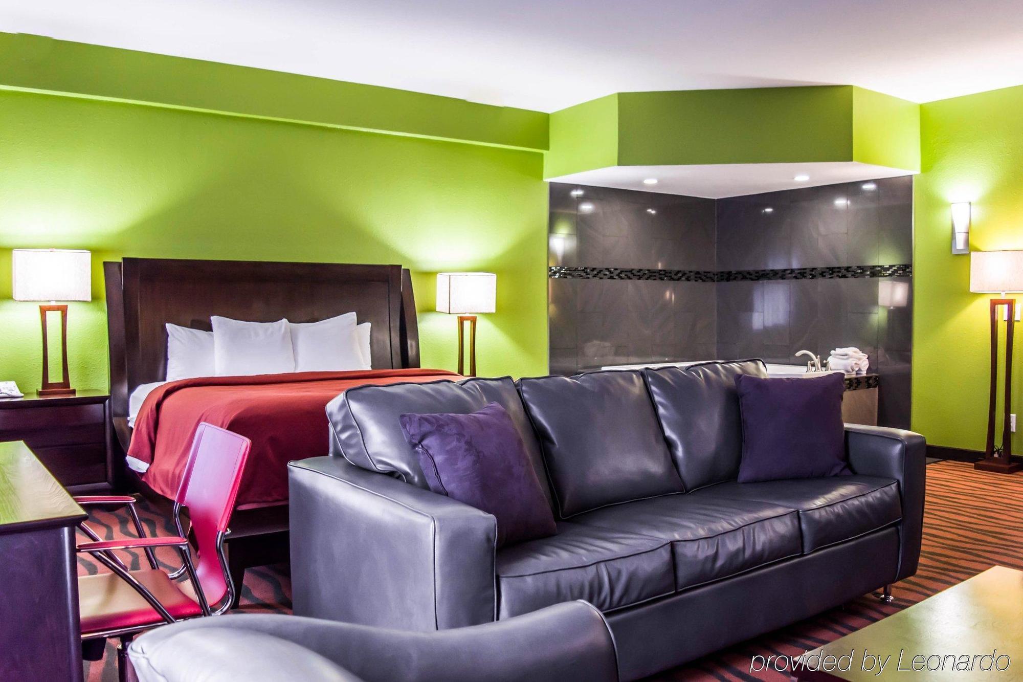 Quality Suites Fort Myers Airport I-75 Esterno foto