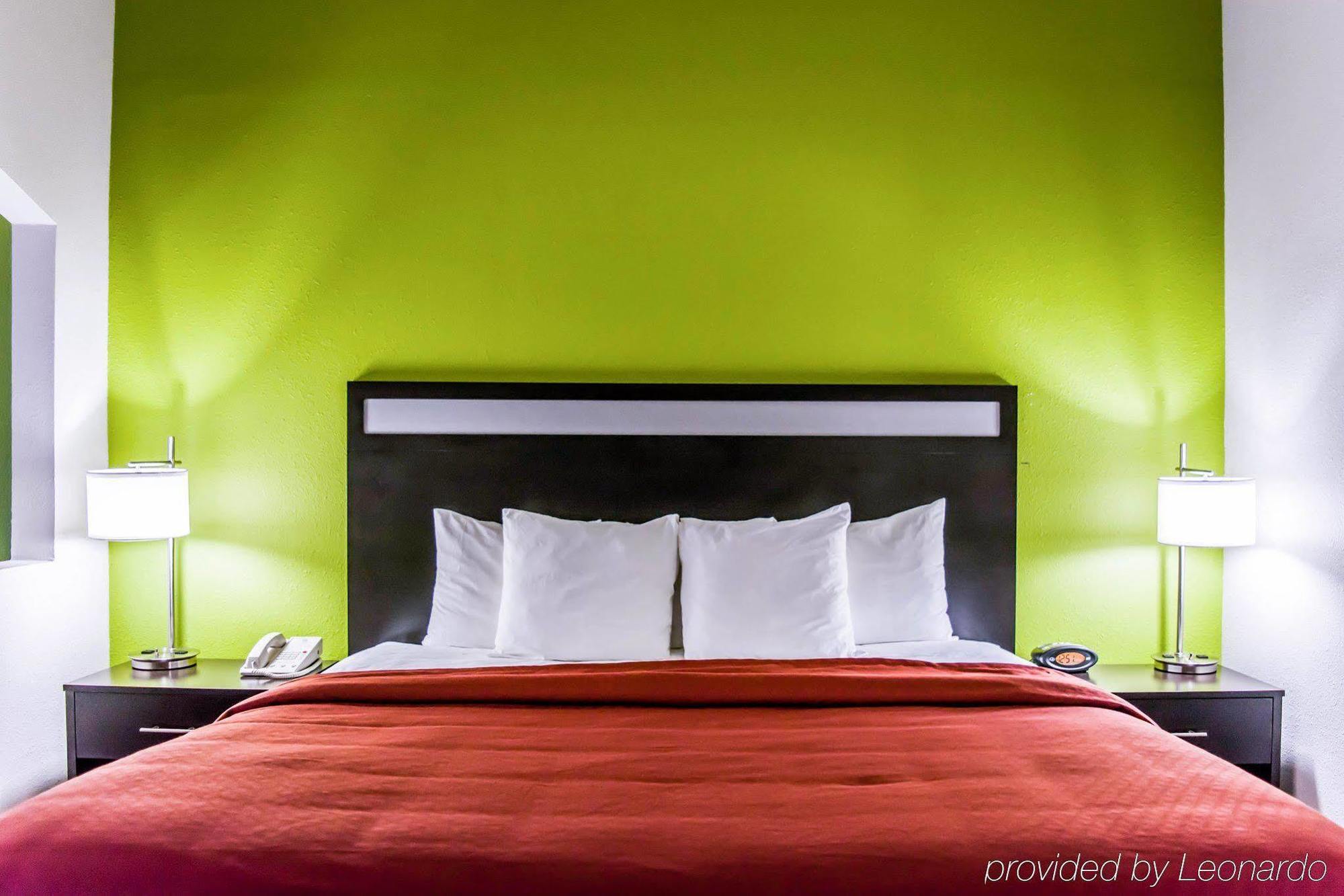 Quality Suites Fort Myers Airport I-75 Esterno foto